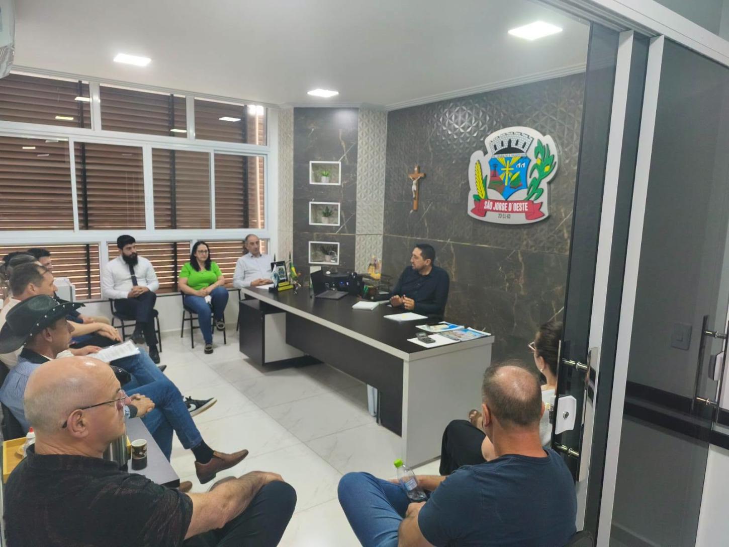 Prefeito Gelson Coelho oficializa transmissão temporária do cargo e destaca continuidade da administração municipal