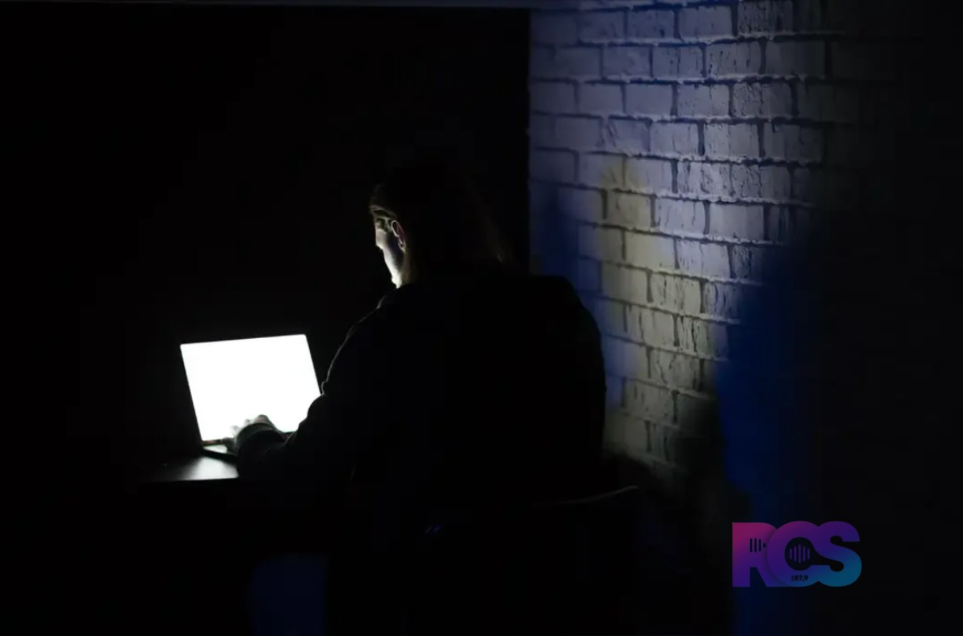 TSE debate combate a deepfake nas eleições