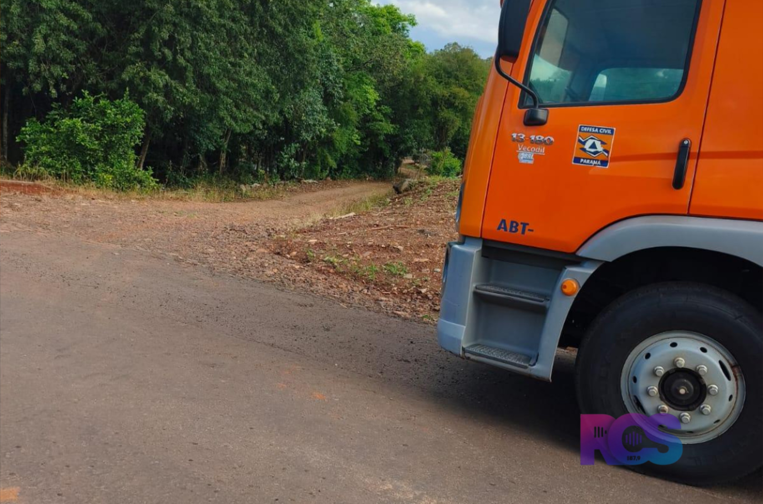 Bombeiro Comunitário realiza visitas preventivas em área próxima ao Rio Fachina