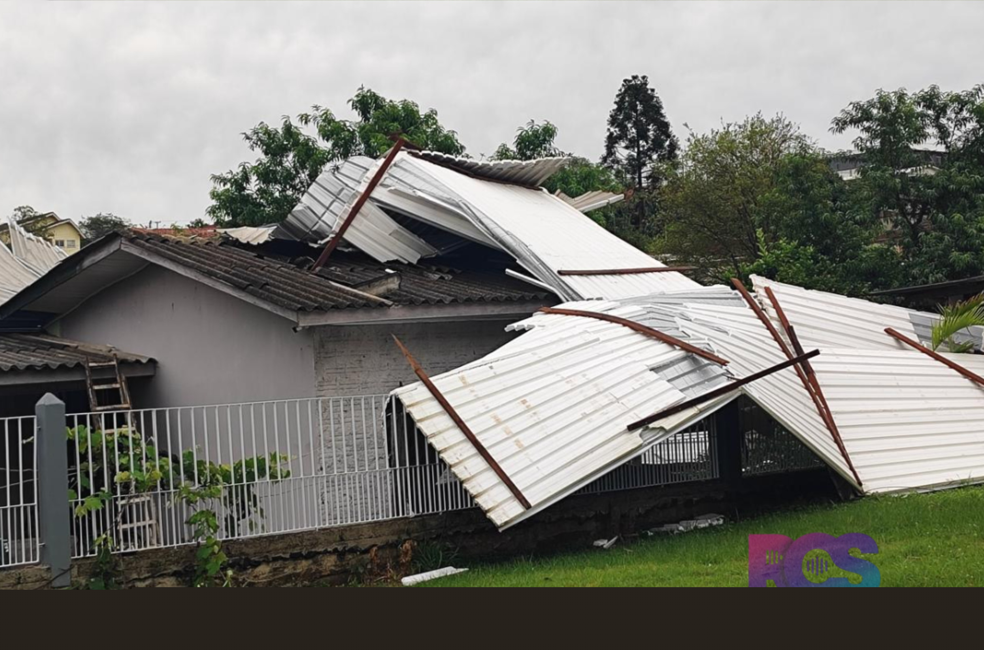 TEMPORAL CAUSA ESTRAGOS E DEIXA PARTE DE SÃO JORGE D’OESTE SEM ENERGIA